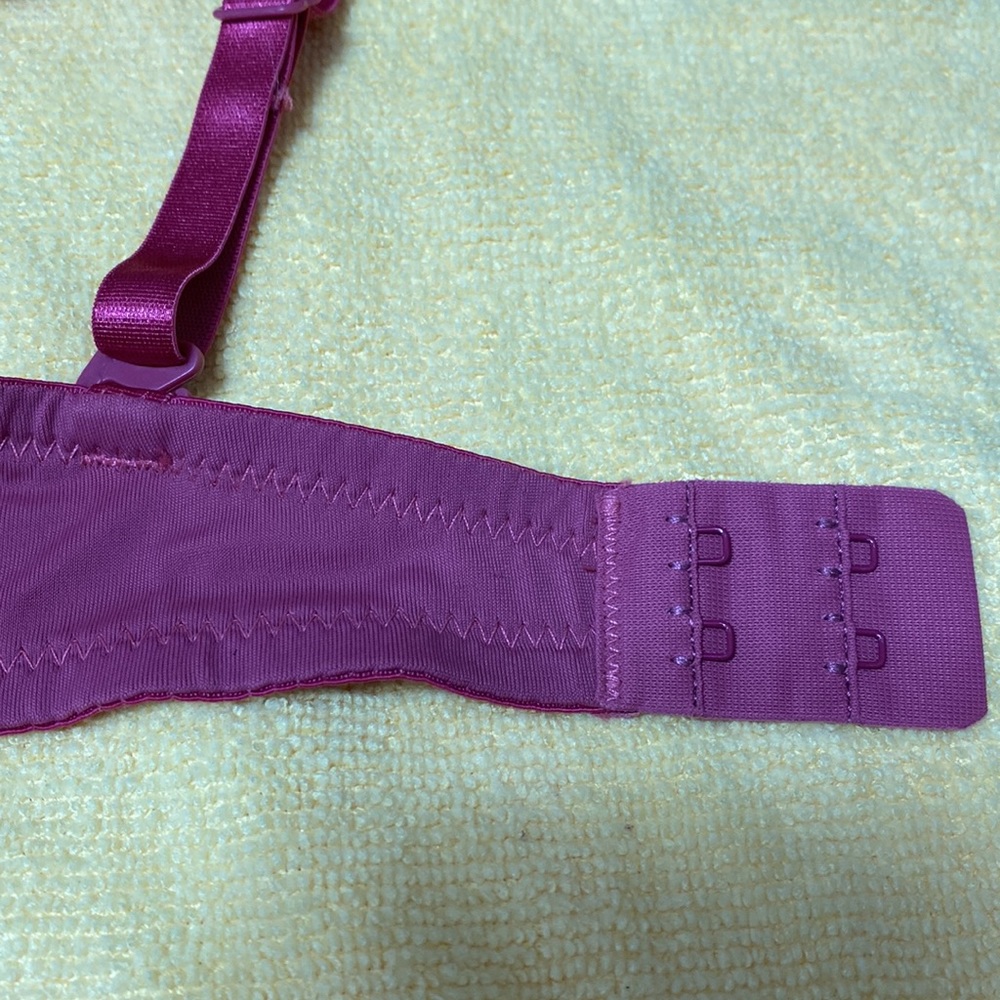Bra - Picture 7 of 16